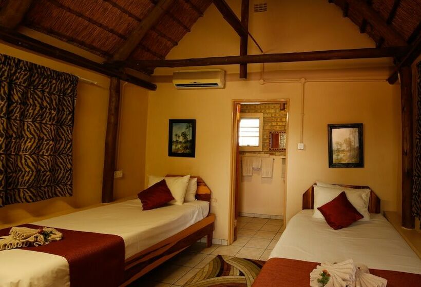 کلبه ییلاقی, Maun Lodge