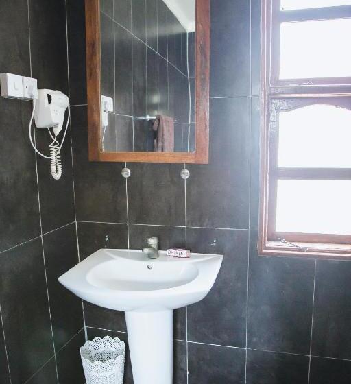 فيلا غرفة نوم واحدة مطلّة علي البحر, Moonshine Uroa Boutique