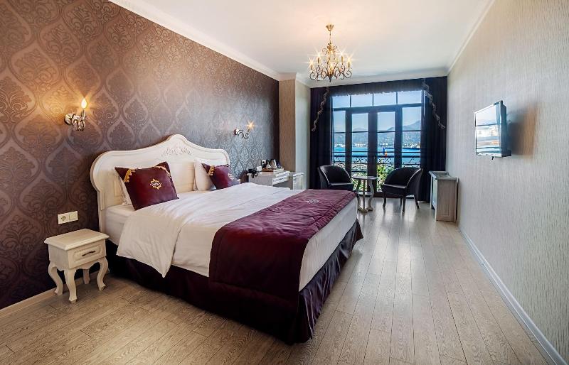 اتاق استاندارد, The Admiral