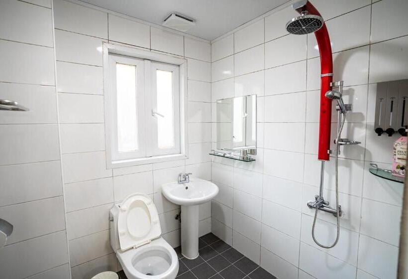 استودیوی استاندارد, Jeju Best Hill