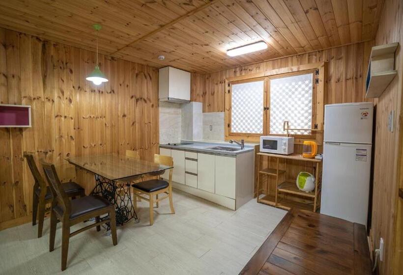 استودیوی استاندارد, Jeju Best Hill