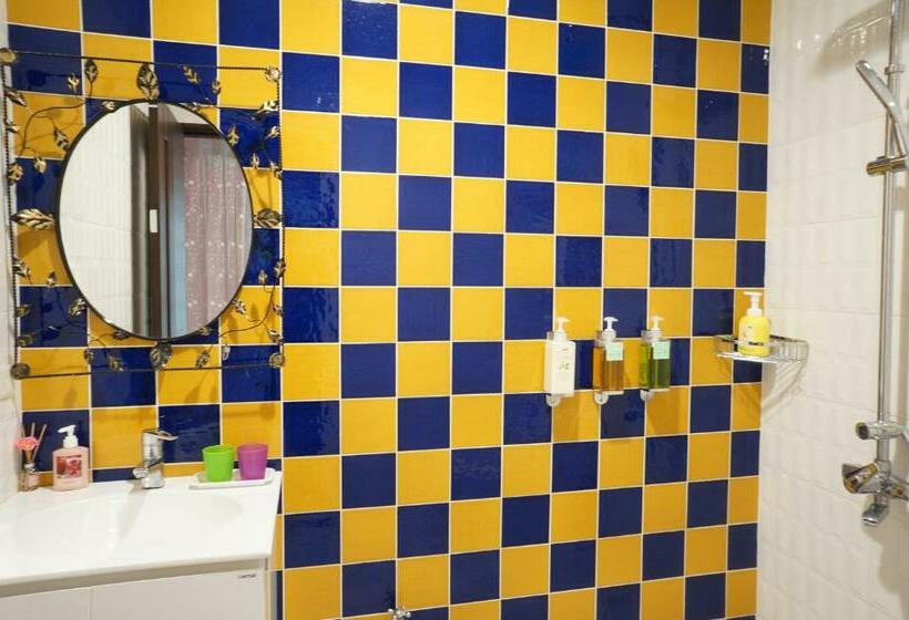 اتاق استاندارد با بالکن, Misto B&b