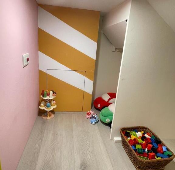 اتاق استاندارد چهار تخته, Misto B&b