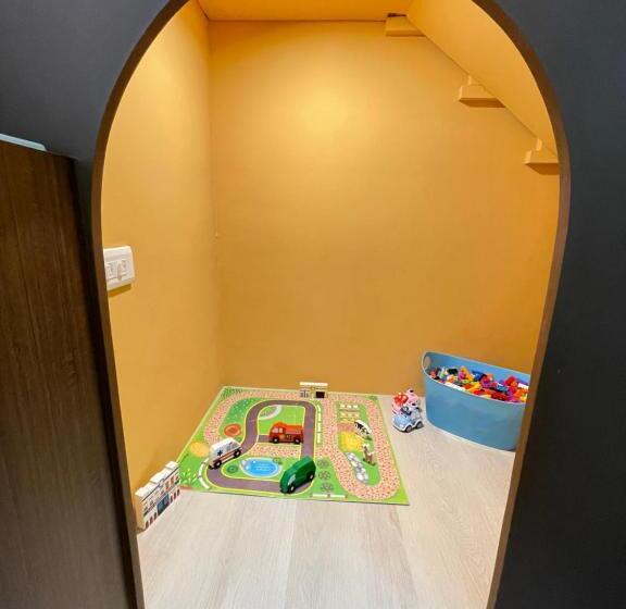 اتاق استاندارد چهار تخته, Misto B&b