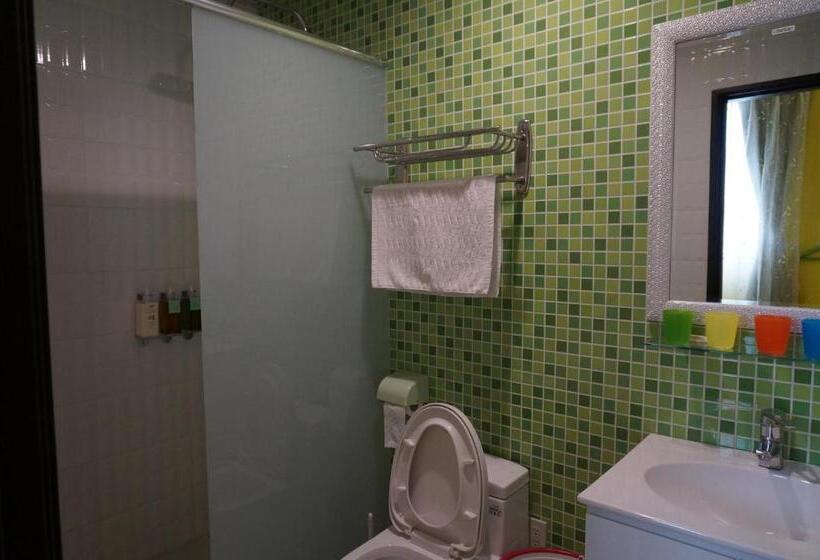 اتاق استاندارد چهار تخته, Misto B&b