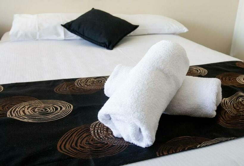 غرفة قياسية, Comfort Hotel Pacific Cleveland