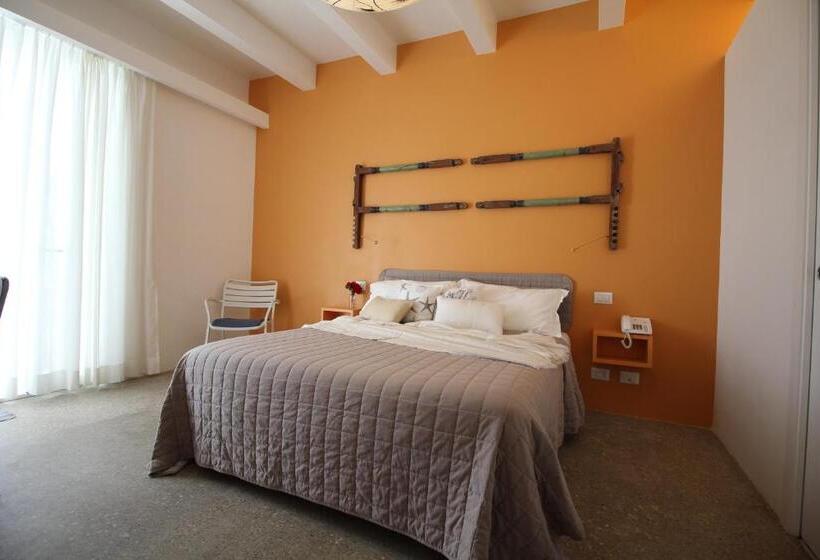 스탠다드 트리플 룸, Intorno Al Fico