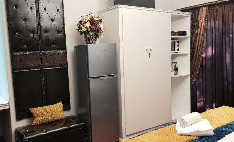 家庭间, Lamon Guesthouse