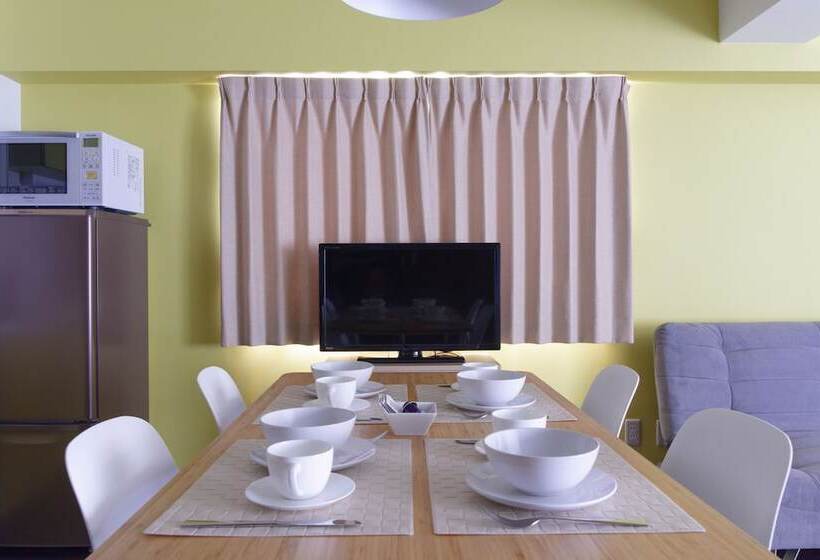 침실 1개 아파트, Wallaby House