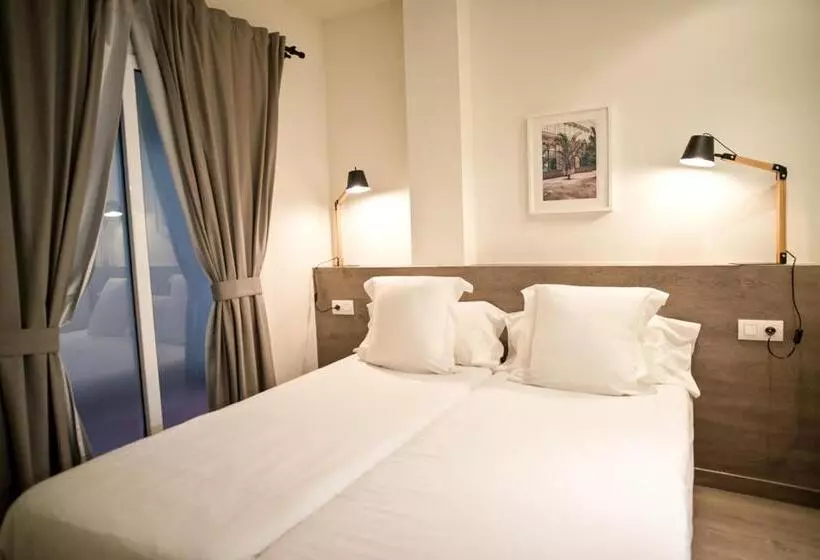 エクゼクティブワンルーム, Apartamentos Laforja