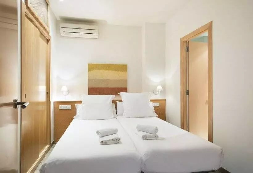 エクゼクティブワンルーム, Apartamentos Laforja