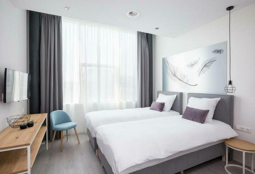 اتاق استاندارد, 2stay