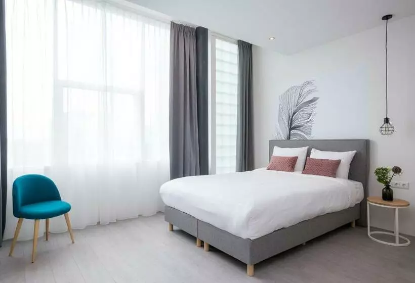 اتاق راحتی, 2stay