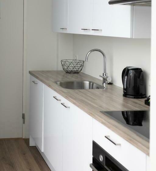 اتاق راحتی, 2stay