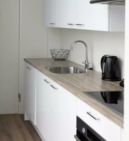 اتاق راحتی, 2stay