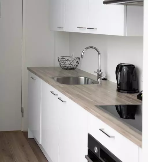 اتاق خانوادگی, 2stay
