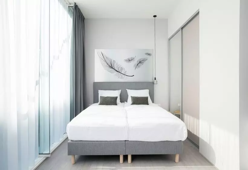 سوییت جونیور, 2stay