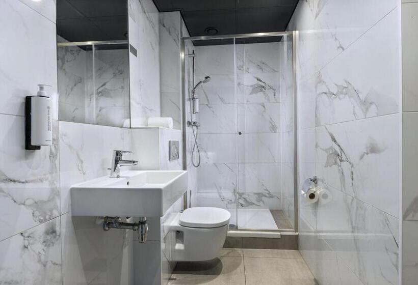 اتاق سوپریور, 2stay