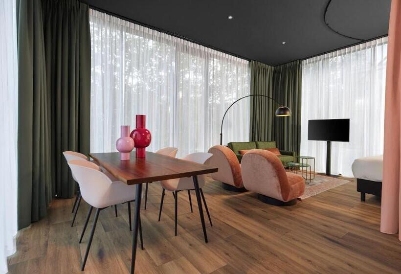 سوییت جونیور, 2stay