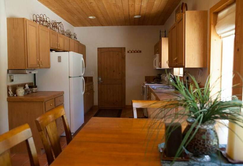 豪华三卧别墅, Shady Brook Inn And Resort