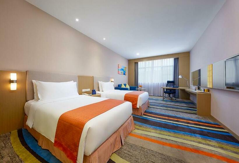 스탠다드 룸, Guangzhou Baiyun Airport Rejoice By Argyle Hotel Rehe Metro Exit B   Free Shuttle Bus Is Provided Du