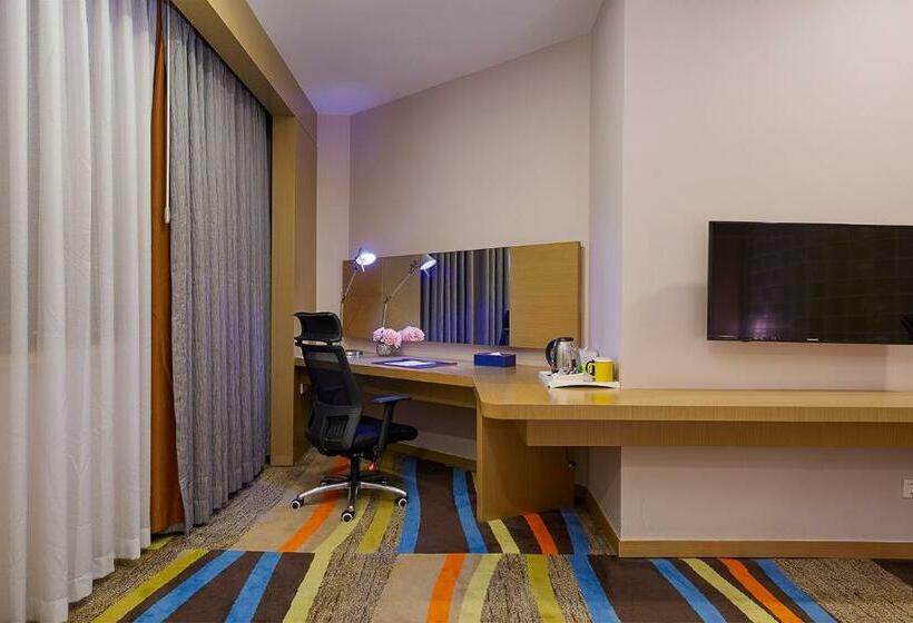 스탠다드 룸, Guangzhou Baiyun Airport Rejoice By Argyle Hotel Rehe Metro Exit B   Free Shuttle Bus Is Provided Du