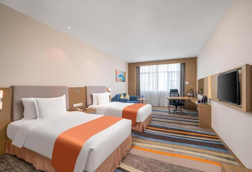 스탠다드 룸, Guangzhou Baiyun Airport Rejoice By Argyle Hotel Rehe Metro Exit B   Free Shuttle Bus Is Provided Du