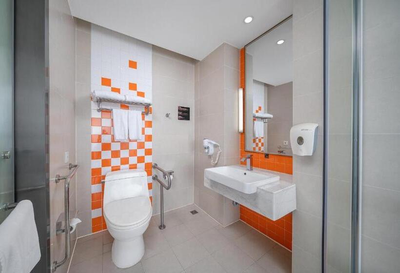 장애인을 위한 스탠다드 룸, Guangzhou Baiyun Airport Rejoice By Argyle Hotel Rehe Metro Exit B   Free Shuttle Bus Is Provided Du