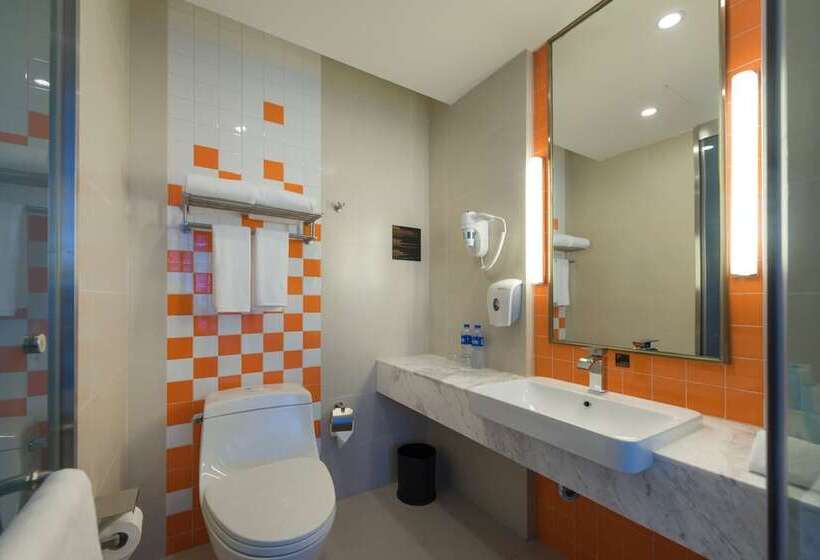 스탠다드 룸, Guangzhou Baiyun Airport Rejoice By Argyle Hotel Rehe Metro Exit B   Free Shuttle Bus Is Provided Du