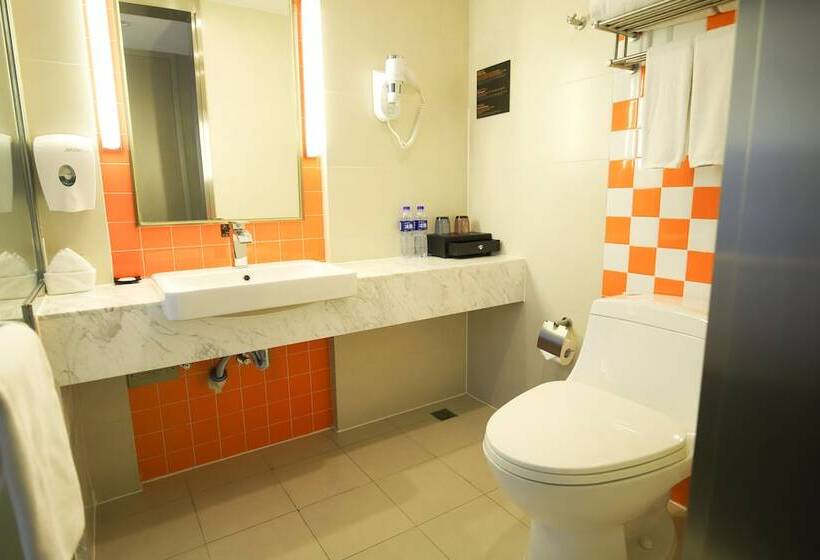 Номер Стандарт, Guangzhou Baiyun Airport Rejoice By Argyle Hotel Rehe Metro Exit B   Free Shuttle Bus Is Provided Du