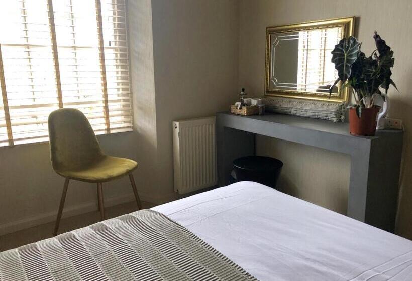 غرفة قياسية سرير كينج, Bendene Townhouse