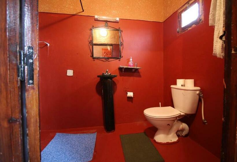 标准间, Kasbah Valentine