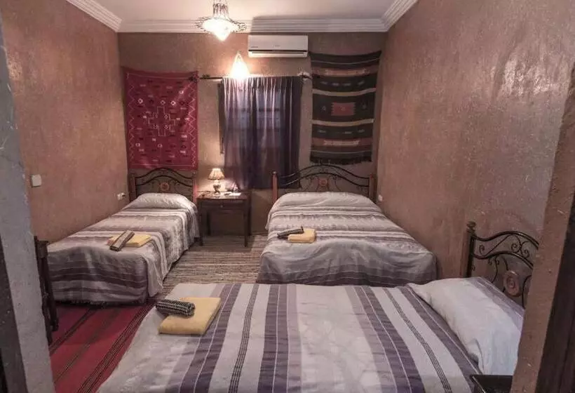 スタンダード4人部屋, Kasbah Valentine