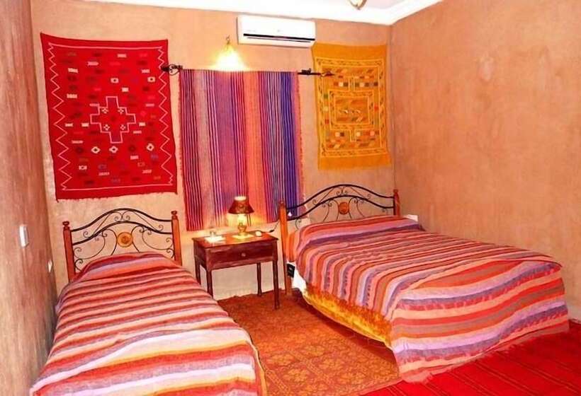 标准间, Kasbah Valentine