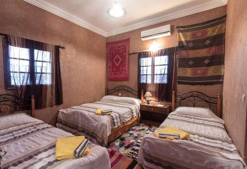 四人标准间, Kasbah Valentine