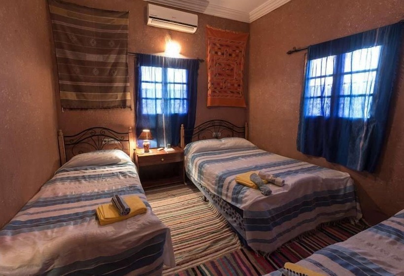 四人标准间, Kasbah Valentine