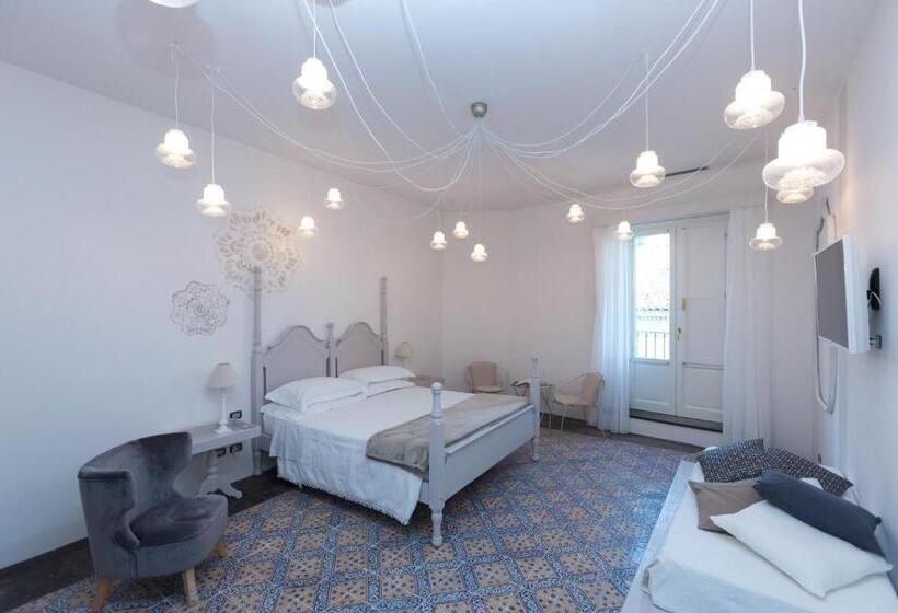 Номер Deluxe, Palazzo Conti Camere & Suites