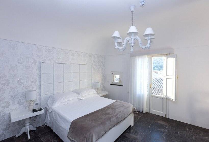 高级大房间, Palazzo Conti Camere & Suites