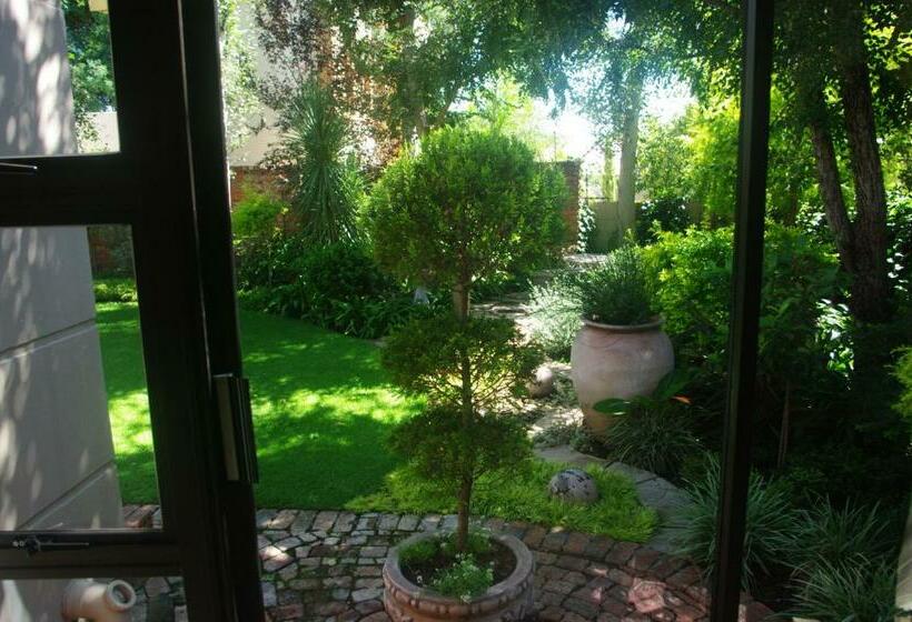 Családi Szoba, Primavera Guest House