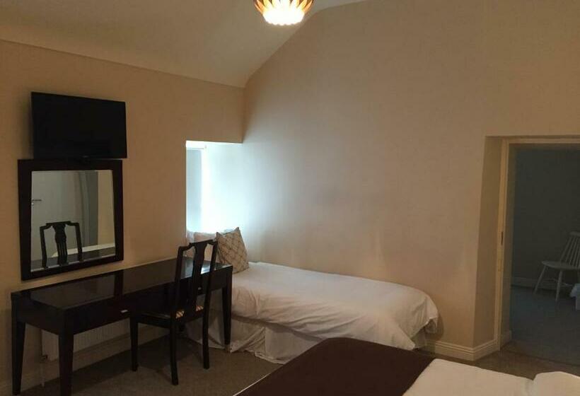 패밀리 룸, The Townhouse