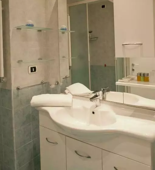 اتاق استاندارد سه نفره, B&b Botton D'oro 2