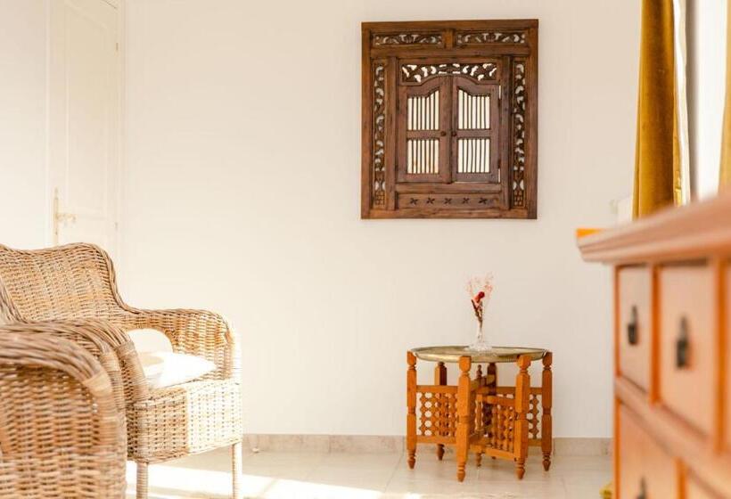 غرفة قياسية مطلة على المتنزه, Le Moulin Du Port