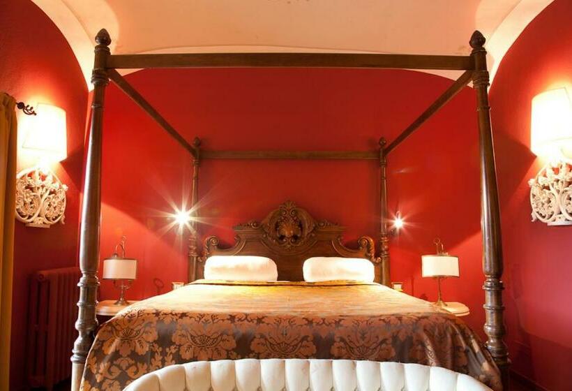 带按摩浴盆的套房, Relais Montemaggiore