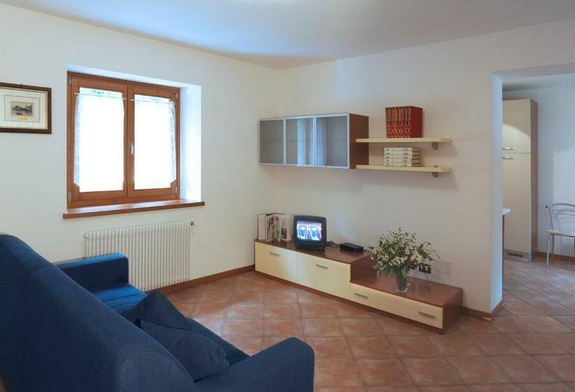 דירת שני חדרים, Albergo Diffuso Comeglians