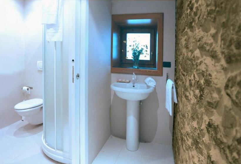 סטודיו סופריור, Albergo Diffuso Comeglians