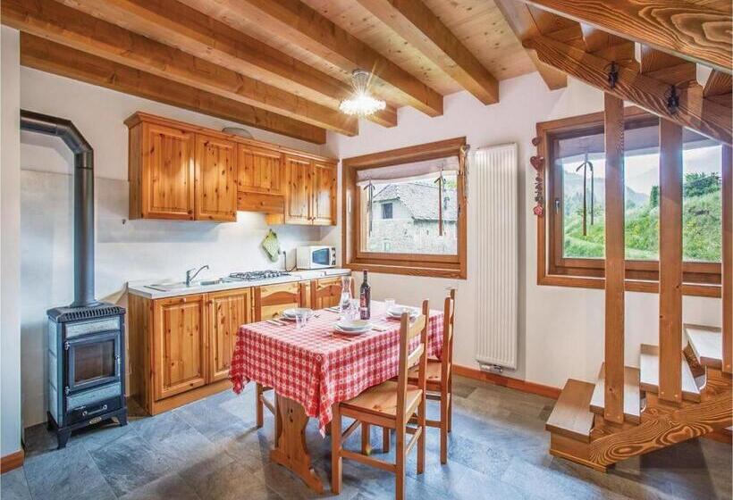 샬레, Albergo Diffuso Comeglians