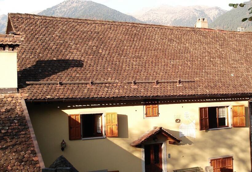 דירת שני חדרים, Albergo Diffuso Comeglians