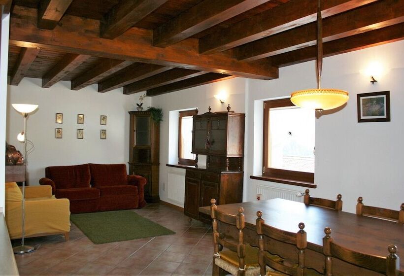 דירת שני חדרים, Albergo Diffuso Comeglians