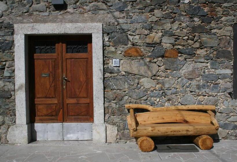 침실 1개 아파트, Albergo Diffuso Comeglians