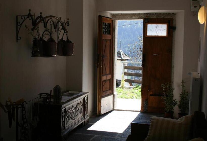 דירת חדר, Albergo Diffuso Comeglians